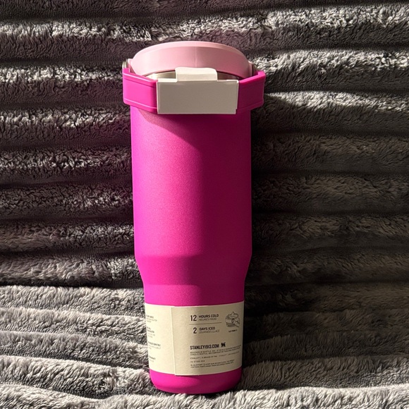Stanley Pink Flip Straw Tumbler - Picture 3 of 7
